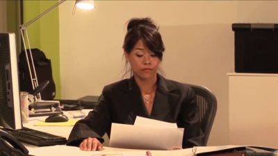 Dana Vespoli - Sovereign Syre - Sovereign Syre And Dana Vespoli In Lesbian Office Seduct - upornia.com