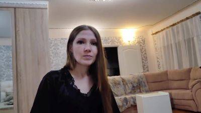 S Dialogami. Hotel Podrochit, No Lubimaya Padcherica Dostavila Bolshe Udovolstviya - hclips.com