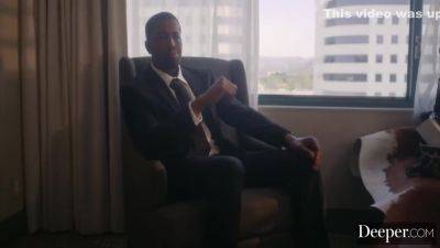 Kink-loving Skye Plays A Naughty Game Of Chance - upornia.com