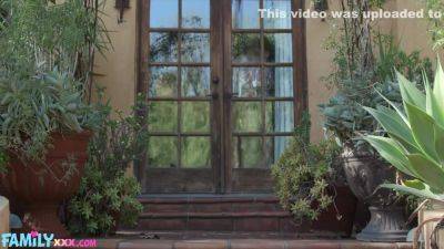 Omg Stepdaughters Teen Pussy Is Dripping 12 Min - Maria Anjel - hclips.com