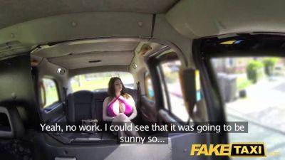 Tasha Holz gets her big tits pounded and licked in fake taxi POV video - sexu.com