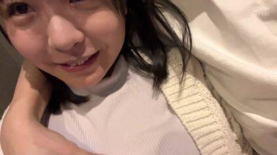 純真清楚系なのに生挿入OKしちゃうF乳アイドルフェイスこなつちゃん《癒し系要素ガン盛り現役女子大生レンタル彼女と禁断のオフ密会イチャラブ中出しSEX》映画観てランチ食べて漫画喫茶でバレないようにゴソゴソ→ムラムラ限界ホテin！ - txxx.com - Japan