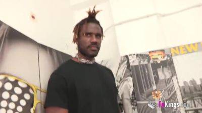 Hot Mature Gets Big Black Cock - txxx.com