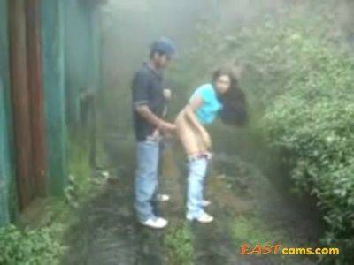 Outdoor Public Suck Fuck Rain - hclips.com