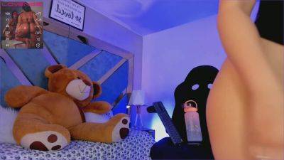 Emma Bronw 2022/12/15 - hclips.com