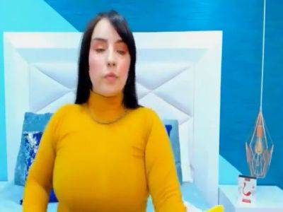 Brunette Babe Svelte Beauty Your Sexuality Guide - hclips.com