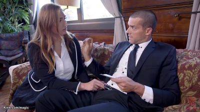 Stepmom Makes College Stepdaughter Fuck - videomanysex.com