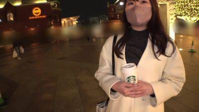 マジ軟派、初撮。 1929 恵比寿を歩くお姉さんをナンパ！スタイル良すぎてセレブ系かと思ったらなんと女子大生！大人の男に丸め込まれモデルのような体をカメラに晒す！控えめに見えて自ら腰を振るシーンも！！ - txxx.com - Japan