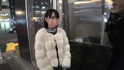 マジ軟派、初撮。 1930 青森訛りの清純派と見せかけて…彼氏と遠距離中にセフレ作って遊んでるスケベ娘！東京色に染まったいやらしい体は手マンでもチ●ポでも潮吹きが止まらずイキッぱなし！おまけにスパンキングで悦ぶM体質で… - txxx.com - Japan