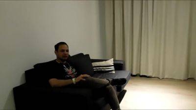 Me Recojio El Culo Y Me Trague Le Lechita - upornia.com