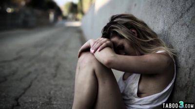 Dirty Dude Fucking A Hot Blonde Homeless Teen Aubrey Si - upornia.com