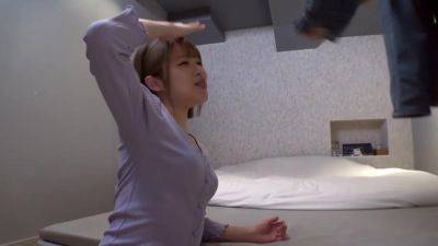 ※性欲バグり中！！連続3搾精ハメ撮り！！※【即尺上等の美尻美乳の性欲バグり美女アニメーター！！】【ムードより回数！！タイパ優先のモノホンの欲求不満ド淫乱！！】【弱点：乳首の攻めに激ヨワケイレン絶頂ネキ参上SP！！】 - txxx.com - Japan