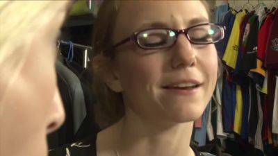 Lesbian Fucking On The Green Background! - upornia.com