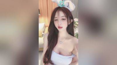 asian cutie masturbates - hclips.com - China