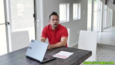 Teen Suggets Her Parents To Film A Sex Video With Anna Blaze - videomanysex.com