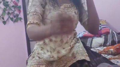 Left The Village Aunty - desi-porntube.com - India