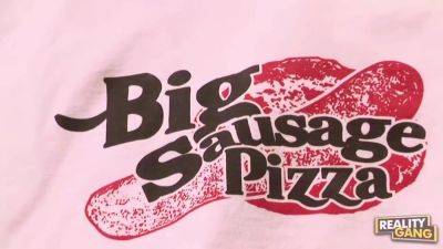 Big Sausage Pizza With Gigi Rivera - upornia.com