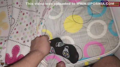 Hermosa Petite Me Saca Toda Mi Leche Con Una Buena Mamada-porno En Espanol - upornia.com - Spain