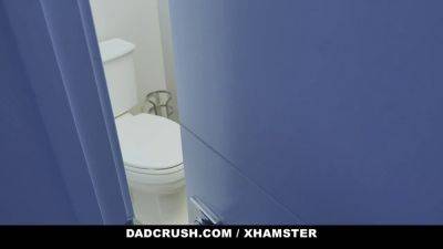 Stepdad can't resist his big teen ass and begs for more - Big Ass Teen Twerk for him! - sexu.com