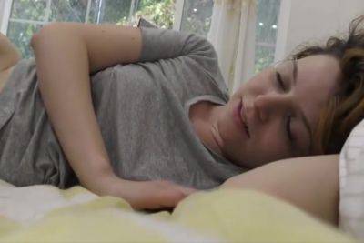 Hot Teen Masturbating - hotmovs.com