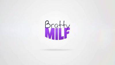 My Stepmom - Taste Test With My Stepmom - S6:e6 - hotmovs.com