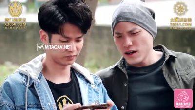 Inviting Asian Nurse With Long Hair Is Stalked And P - upornia.com