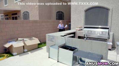 Dee Williams - Anal Dicking Hoa Busty Milf - hotmovs.com