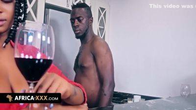 Sudden Desire In The Kitchen - hclips.com