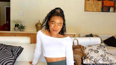 Cute 18 Year Old Black Girl Sucking In Casting - drtuber.com