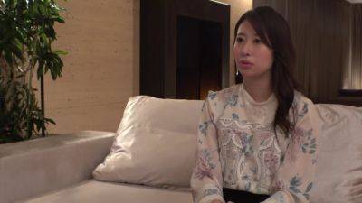 ぽってりとした唇が魅力的な歯科衛生士1450WWWWWWWWW - senzuri.tube