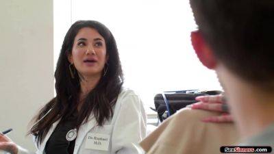 Doctor is it normal my vagina is leaking like really a lot? - txxx.com