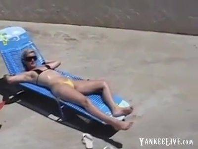 Wanking-off On Her 2 Blonde Babe - hclips.com