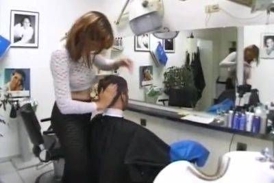 Pervert Degenerate Fetish Hairdresser Girls Shows Their Feet And Soles In Hairdresser Salon And Masturbate Their Pussies - upornia.com