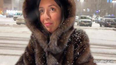 Picked Up A Mercenary Whore And Tricked Her Into A Hotel Room To Fuck - hclips.com - Russia