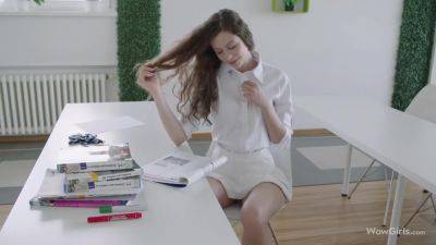 Sofi Smile Compilation - videomanysex.com