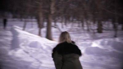 Who Rescued Who? - hotmovs.com