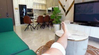 You Know And Vina Moon - Seducing My Masseuse - hclips.com