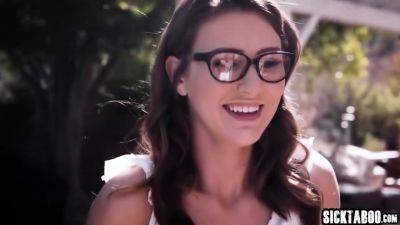 Naive Sexy Babe Used By A Dirty Guy And Fucked Her - videomanysex.com