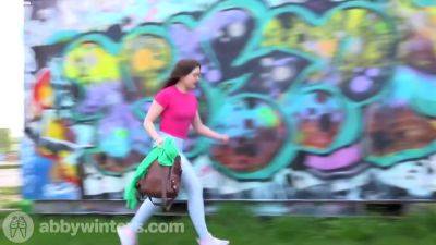 Ellie E Dildo Insertion - upornia.com