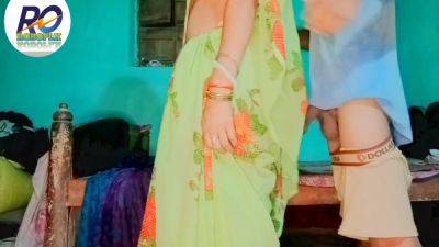 Hindi Sexy Videos Ghori Stalege Me Ghar Mere Devar Ne Saree Ughar Kar Gand Me Jor Se Land Daldiye - hclips.com - India