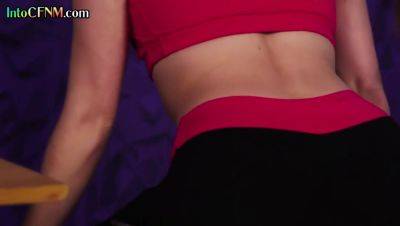 Deepthroating CFNM amateurs take turns - txxx.com - Britain