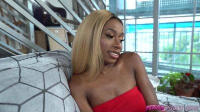 My stepsister wants my car, I want her pussy - hotmovs.com