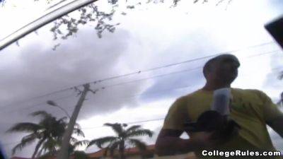 Fucken Scavenger Hun - upornia.com