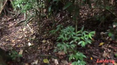 E967 Edu And Fe Up A Creek - hclips.com