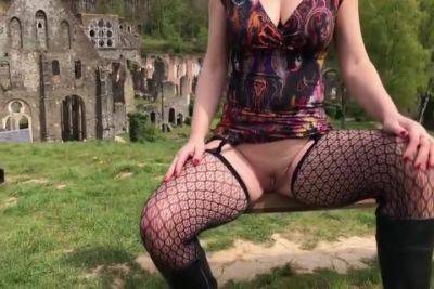 Flashing In A Public Place - hclips.com