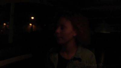 Little Curly Mama - upornia.com