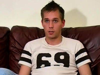 British stud Matt gets horny and jerks off his thick dick - drtuber.com - Britain