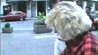 Strassenflirts 01 (scene01) - upornia.com