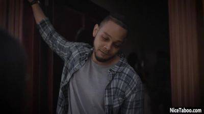 Naughty Milf Cant Control Her Needs For A Big Penis - videomanysex.com