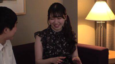 ラグジュTV 1689 『セフレは5人です…』可愛い顔と癒し系ボイスを持つカフェ店員が初出演！清楚でおしとやかな雰囲気からは想像もつかない性への貪欲さ！じっくりと互いを貪り合うセックスでうっとりした顔で快感に浸る！ - txxx.com - Japan